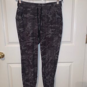 Lululemon joggers